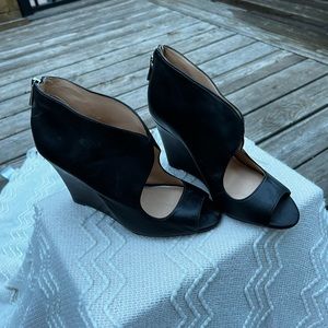 Jessica Simpson Black wedge peep toe booties size 6.5